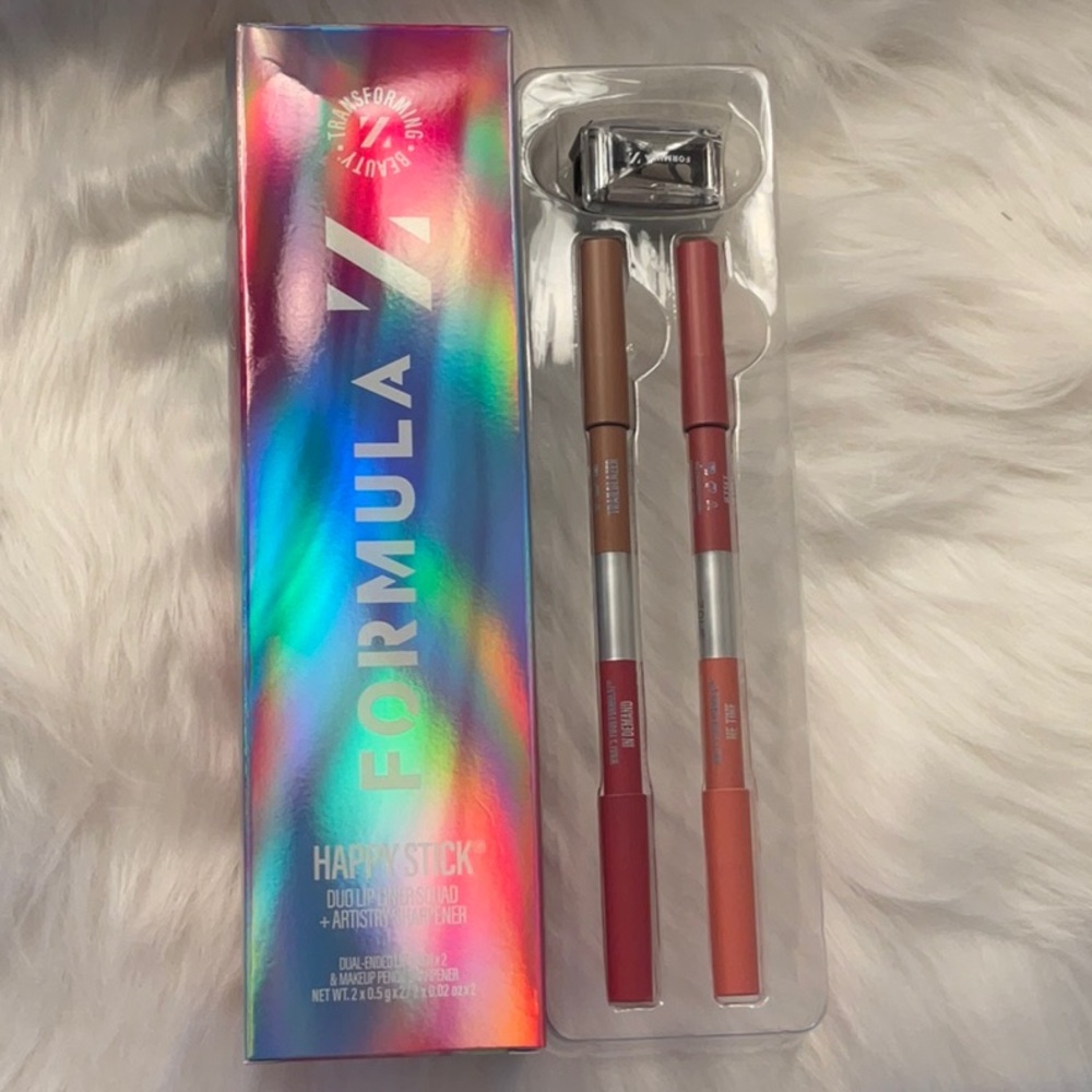 FORMULA Z HAPPY STICKERS DUO LIP LINER SQUAD AND ARTISTRY SHARPENER